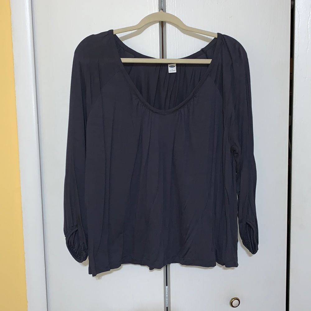 Old navy long sleeve top